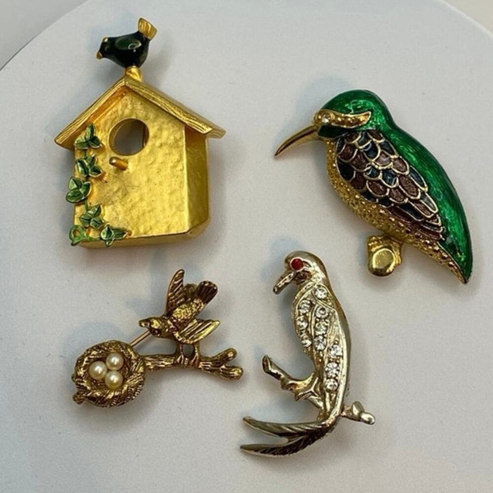 Vintage Bird Brooch Collection — Lot of 4 Figural Pins